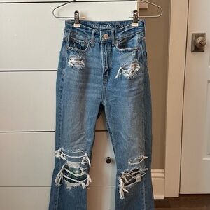 American Eagle Outfitters Women's Distressed Blue Jeans